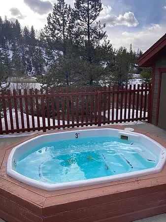 2 bed, 1000 sqft, $2,495 — Photo 2