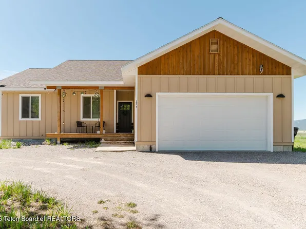 225 Bonneville Rd, Star Valley Ranch, WY 83127