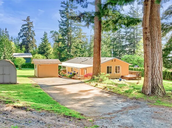 560 N Sunset Drive, Camano Island, WA 98282