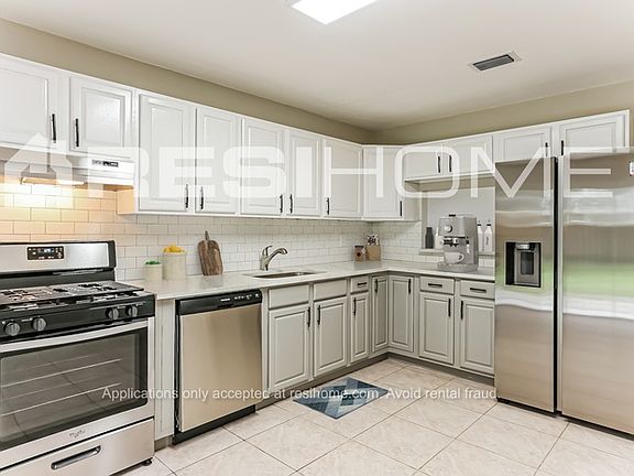 3rd image of 7398 Willow Springs Cir E