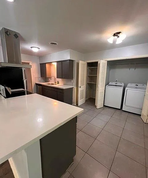 9543 Beverlyhill St — Photo 4