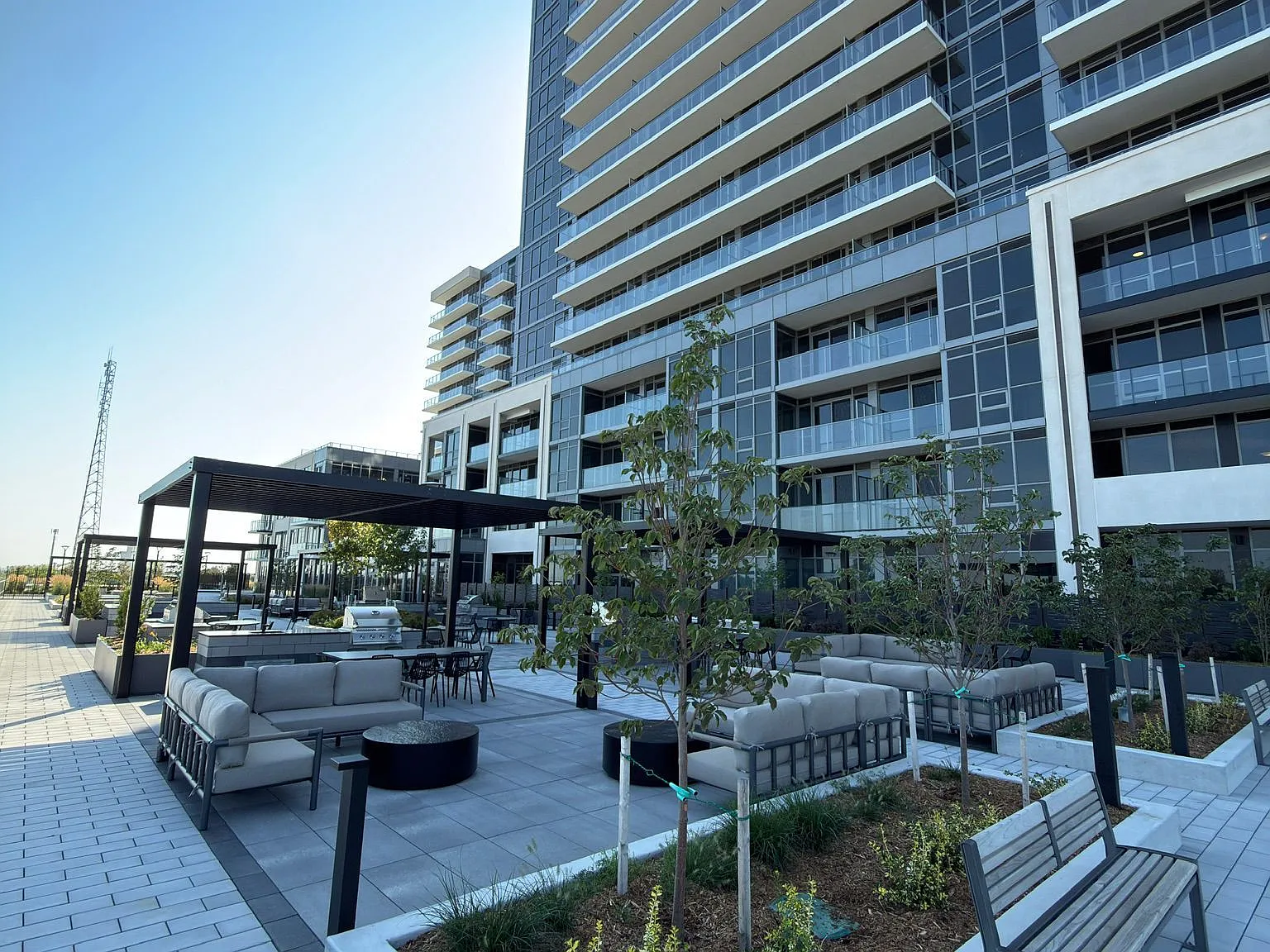 2 bed, $2,150 — Photo 2