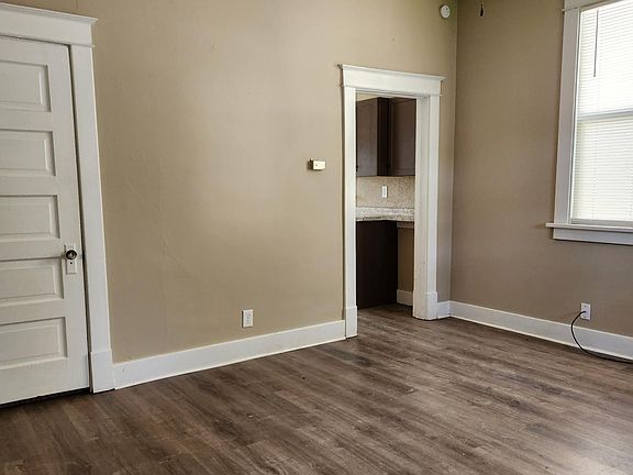 4th image of 202 McKinley Ave
