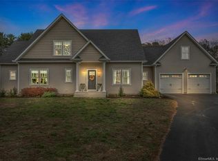 10 Jadon Dr, Old Lyme, CT 06371