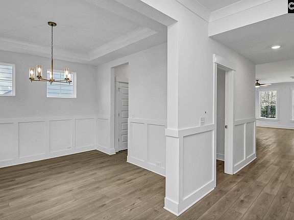 7th image of this home