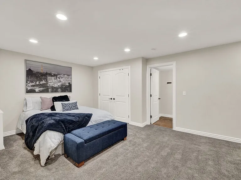 1693 E Crimson Oak Dr — Photo 33