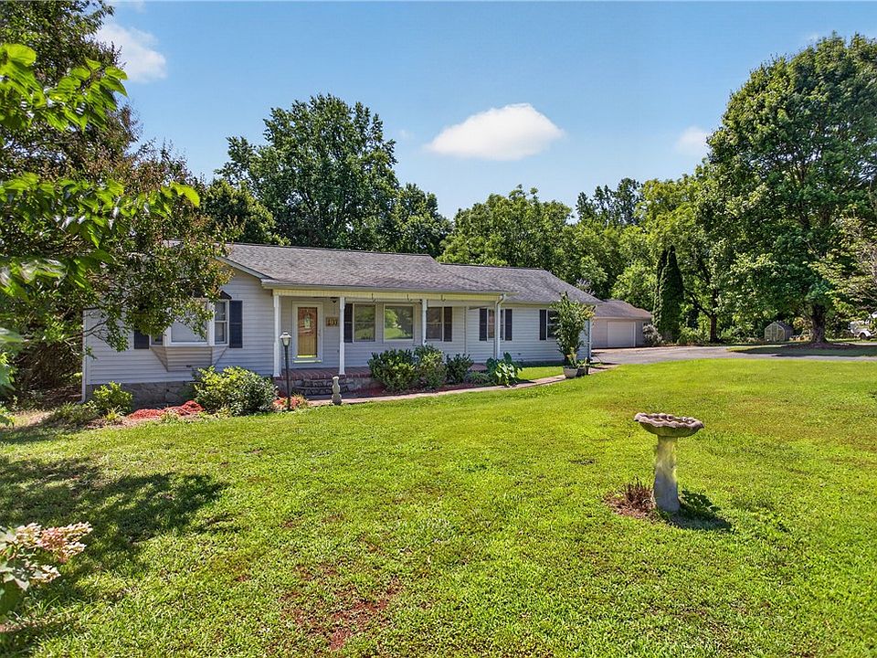 1st image of 103 Dorsey Ln