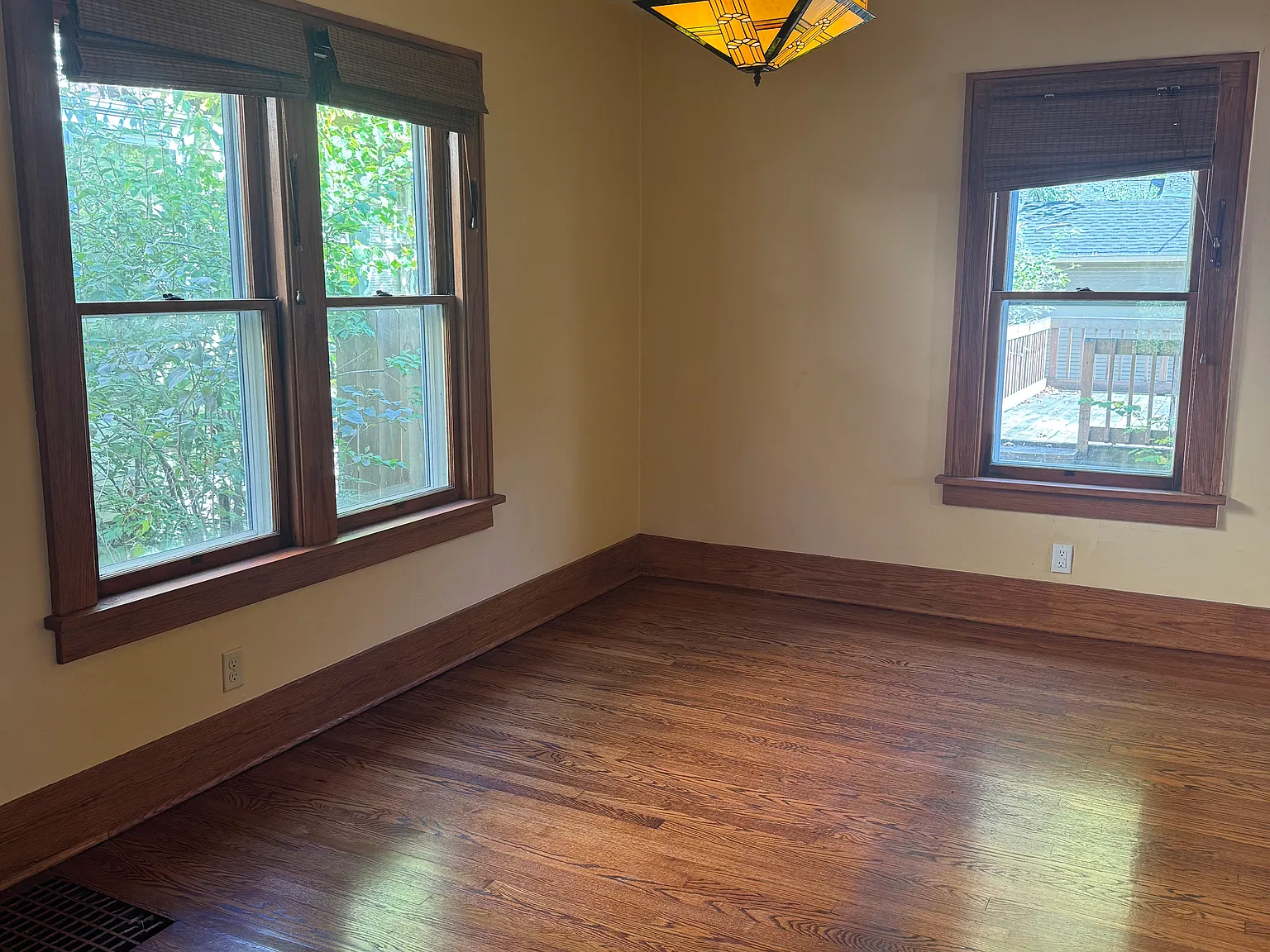 4 bed, 2.5 bath, 1900 sqft, $2,100 — Photo 4