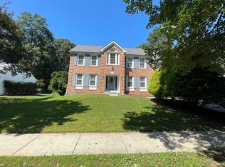 249 Amberleigh Dr, Silver Spring, MD 20905