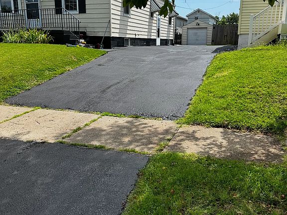 2nd image of 6224 Hancock Ave