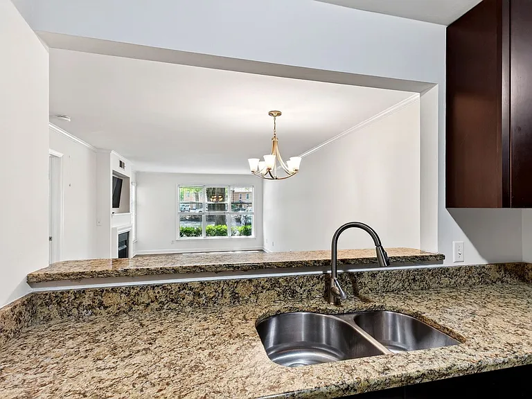 1010 Nicholwood Dr #103 — Photo 22