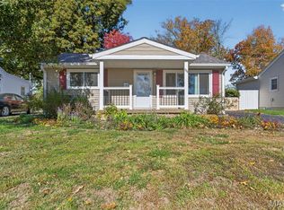 329 Hillcrest Blvd, Ballwin, MO