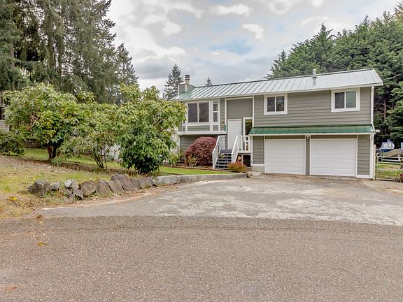 3rd image of 13414 109th Avenue Ct E