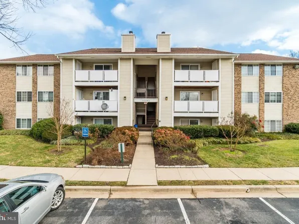 12201 Peach Crest Dr #901-C, Germantown, MD 20874