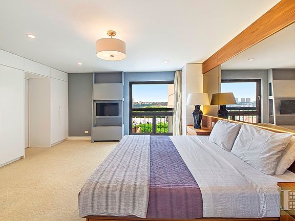 5th image of 425 W End Ave APT 7D