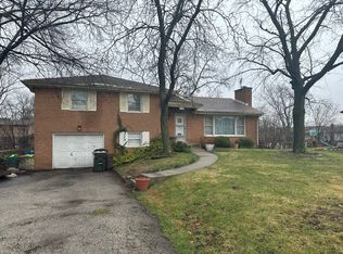 1515 S Douglas Ave, Arlington Heights, IL 60005