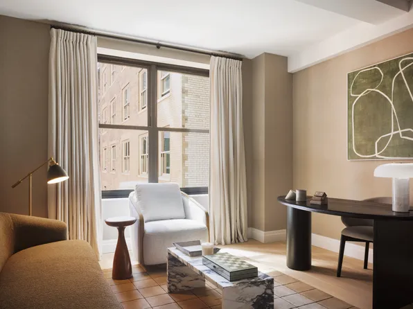 720 West End Avenue image 4 of 24