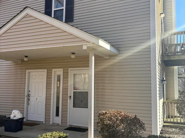 1208 Greenwich Drive, Albany, NY 12203