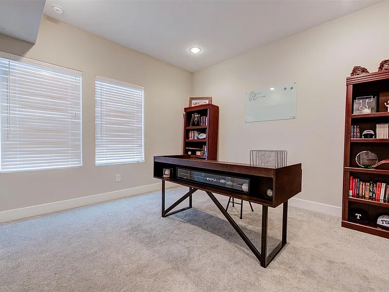 6009 Gardendale Dr #D — Photo 7