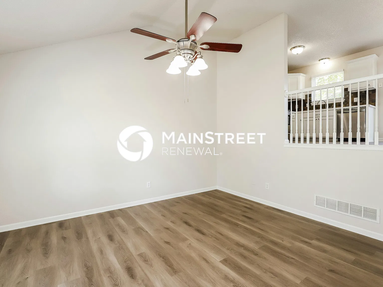 8304 N E 115TH ST — Photo 2