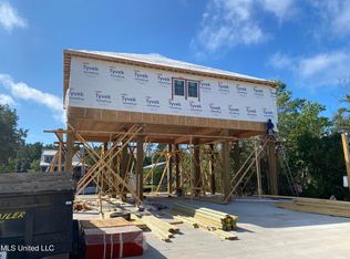 4049 Old Lazy River Rd, Bay Saint Louis, MS 39520