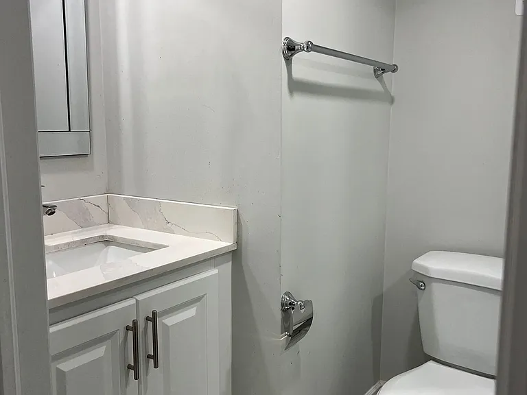 556 Sherin Dr #LOWER LEVEL — Photo 8