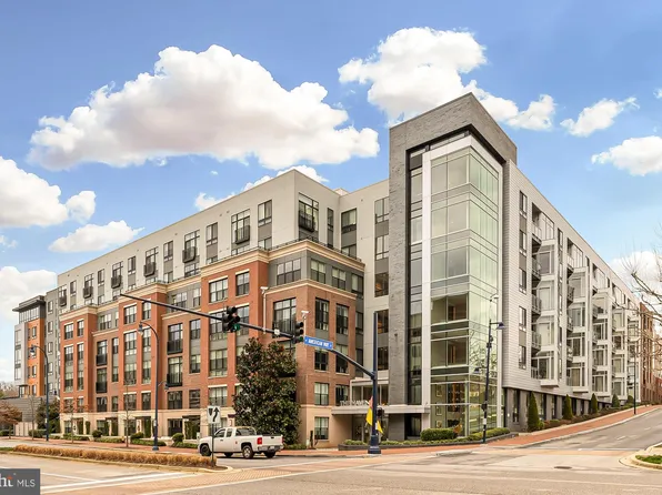 145 Riverhaven Dr Unit L07, Oxon Hill, MD 20745