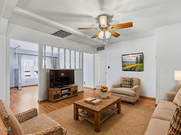 3rd image of 5432 Edmonton Ave