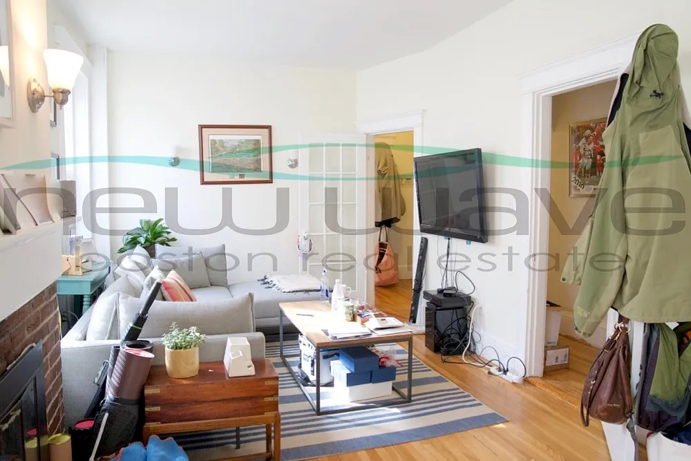 2 bed, 900 sqft, $3,800 — Photo 2