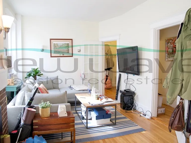 108 Myrtle St #8 — Photo 2
