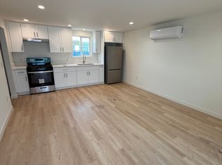 20529-31 W Vanowen St, Winnetka, CA 91306