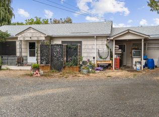 233 Spring Creek Dr, Eugene, OR 97404