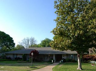 4351 Hallmark Dr, Dallas, TX 75229