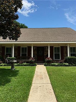 1st image of 2329 Park Place Dr