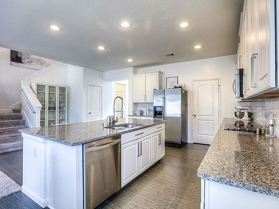 5th image of 14363 Fosters Run Ln