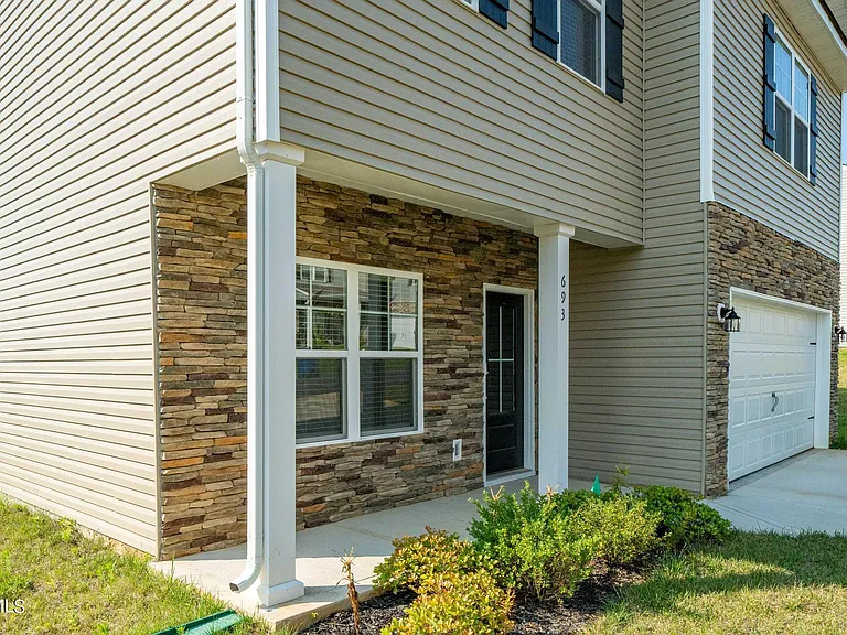 693 Barley Loop — Photo 4