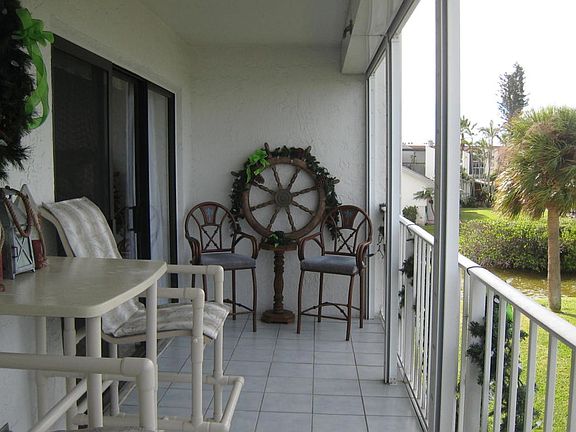 3rd image of 190 Seminole Ln APT 204