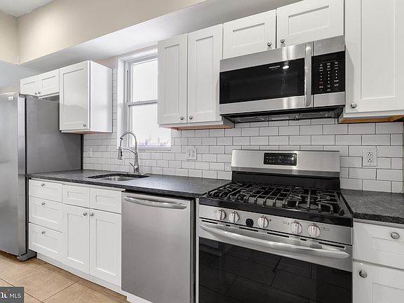 2nd image of 2634 E Ann St