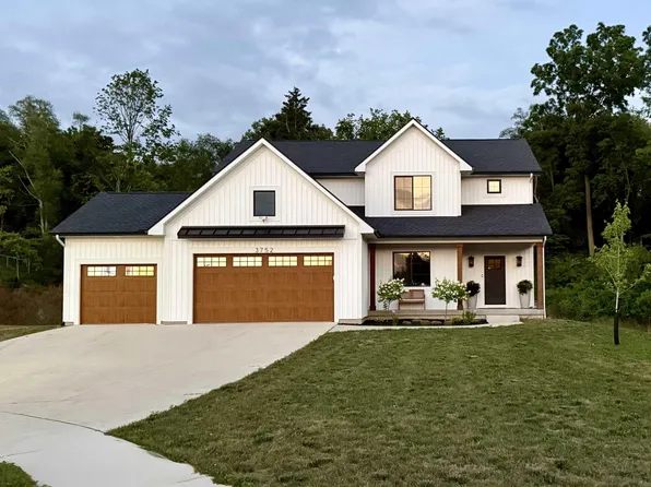 3752 Eastern Ave NE, Grand Rapids, MI 49525