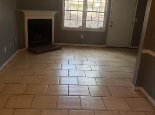 956 Six Oaks Cir, Norcross, GA 30093