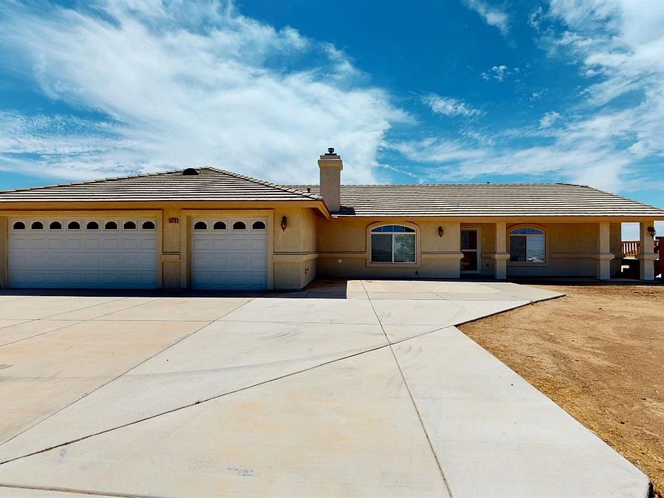 1st image of 8370 Wolf Dr