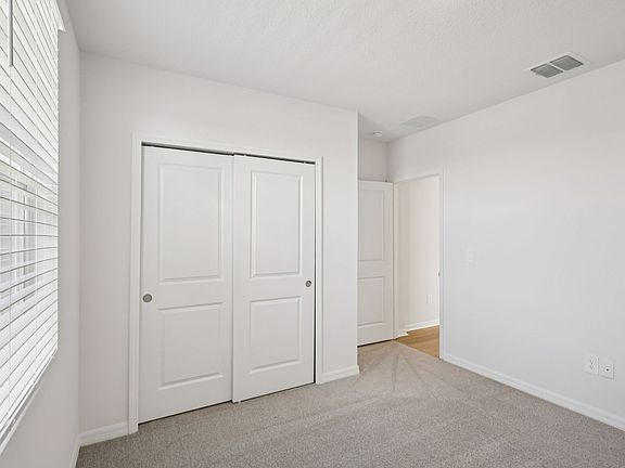 Representation of the Essex Floorplan Bedroom.