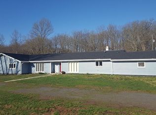 40297 Gap Rd, Leesburg, VA