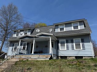 142 Hynes Ave, Groton, CT 06340