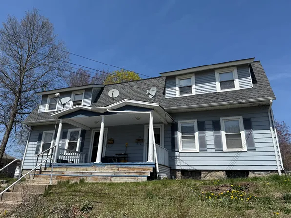 142 Hynes Ave, Groton, CT 06340