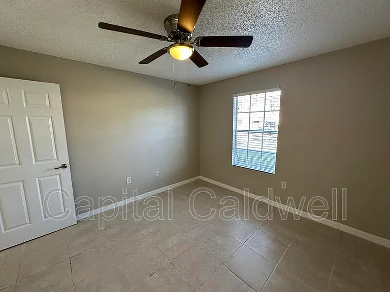 209 Lake Brook Cir #LB103 — Photo 32