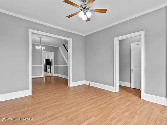 5th image of 227 E Garrison St