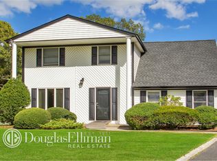 9 Heather Ct, Centereach, NY 11720