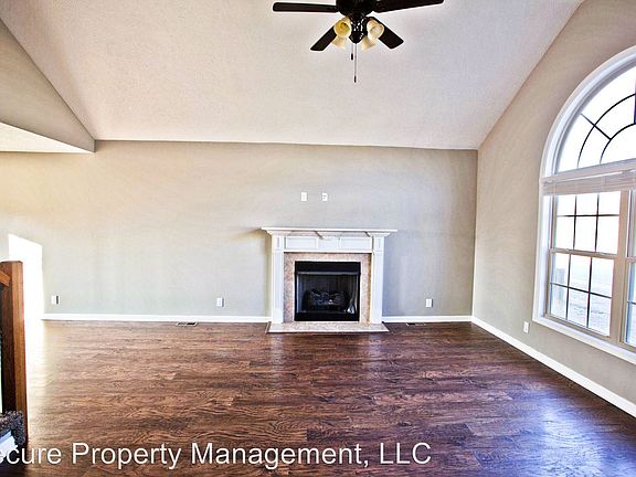 3rd image of 670 Sly Fox Dr