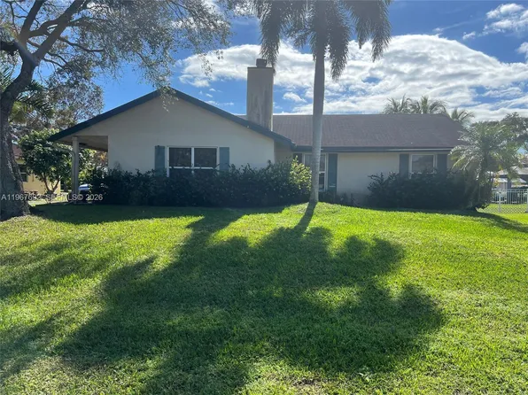 11520 NW 26th St, Plantation, FL 33323